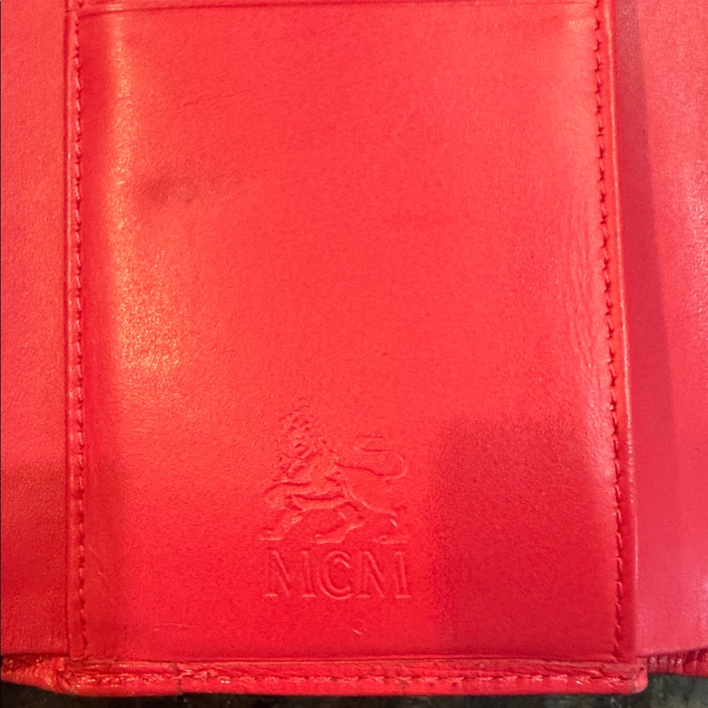 VINTAGE MCM TRIFOLD CHARM WALLET - Picture 4 of 12
